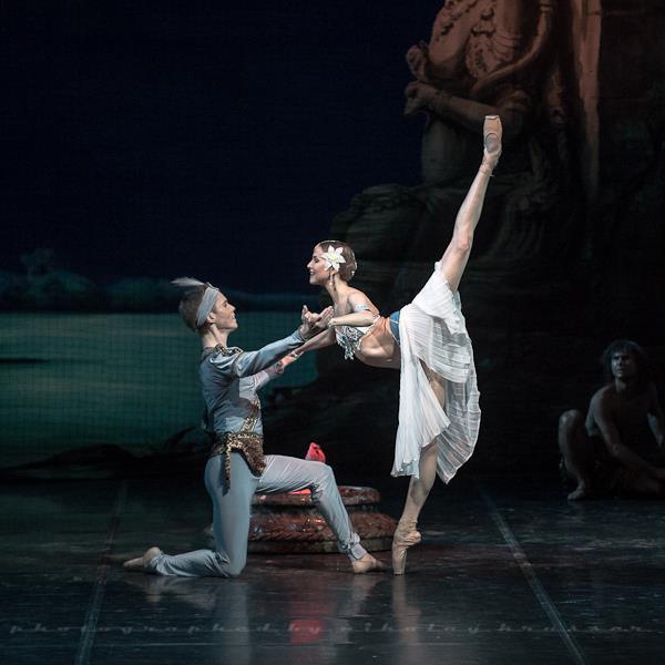 alina-somova-and-leonid-sarafanov-in-la-bayadere-3